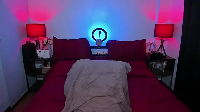 Snapshot of Jh3na chatting on March 12, 2025, 5:35 am Jh3na online show from March 12, 2025, 5:35 am