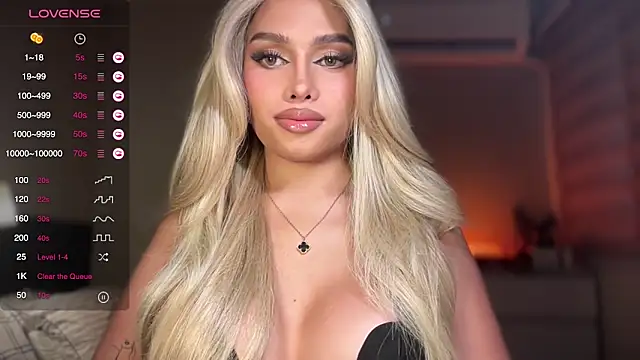 Snapshot of Judi_Abas chatting on October 4, 2025, 11:50 pm Judi Abas online show from October 4, 2025, 11:50 pm