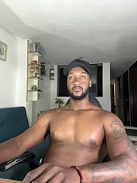blackdrey18 online show from February 10, 2025, 1:44 pm