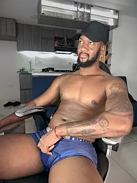 blackdrey18 online show from October 6, 2025, 2:29 pm