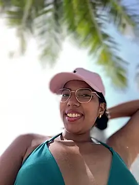 Snapshot of SheenaBrooke chatting on February 25, 2026, 6:02 am SheenaBrooke online show from February 25, 2026, 6:02 am