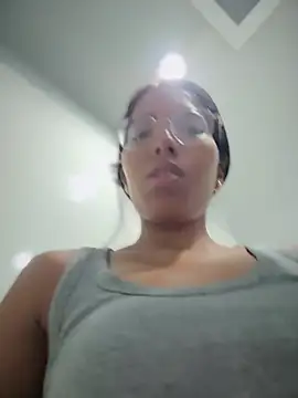 SheenaBrooke online show from April 10, 2026, 5:47 am