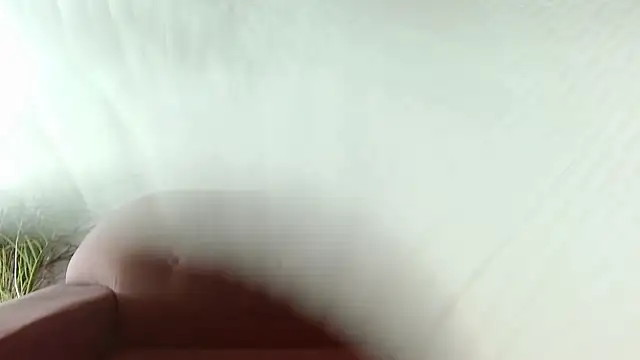 Robyn Miller online show from October 7, 2025, 2:29 pm