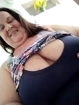 Yaya Mineira online show from September 16, 2025, 7:04 pm