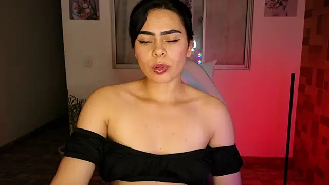Snapshot of sexyladyy_ chatting on March 6, 2025, 10:58 pm sexyladyy online show from March 6, 2025, 10:58 pm