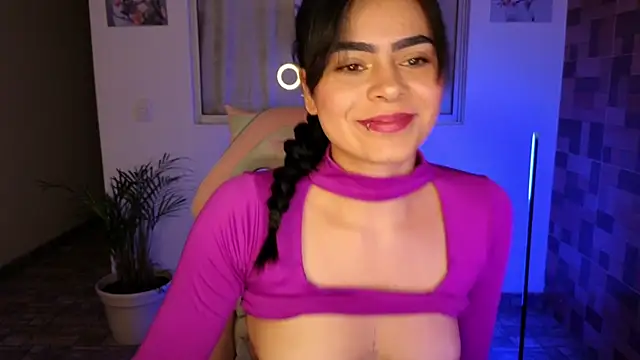 Snapshot of sexyladyy_ chatting on January 25, 2025, 1:52 pm sexyladyy online show from January 25, 2025, 1:52 pm