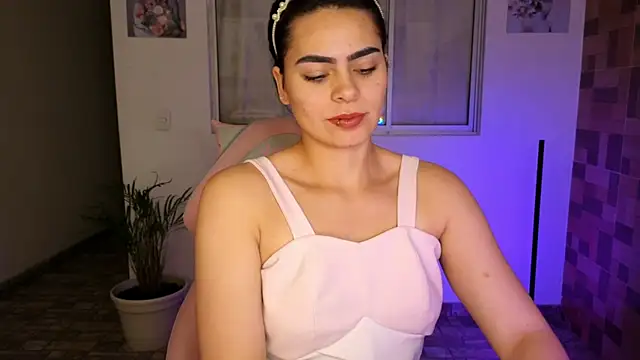 Snapshot of sexyladyy_ chatting on February 17, 2025, 2:06 pm sexyladyy online show from February 17, 2025, 2:06 pm