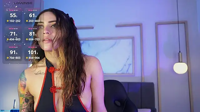 Lara bombshell online show from September 11, 2025, 11:49 pm