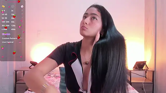 SoffiaRose online show from February 20, 2025, 9:31 pm