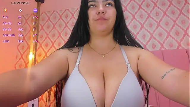 MAGIEVANS1 online show from February 1, 2025, 12:15 pm