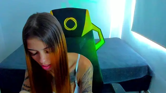 barbiee 05 online show from February 10, 2026, 9:03 pm