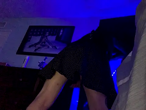 Kik SickSlut88 online show from October 6, 2025, 3:24 pm