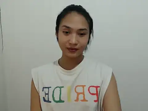 Snapshot of HeartOfAsia- chatting on January 24, 2025, 6:04 pm HeartOfAsia- online show from January 24, 2025, 6:04 pm