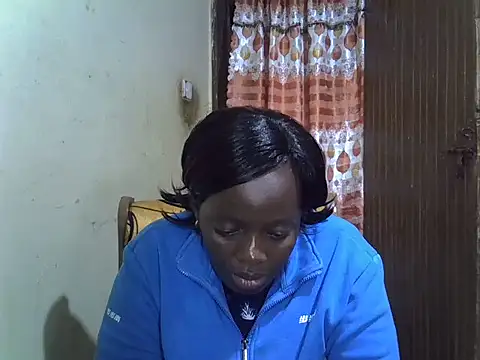 Snapshot of Ebonyceline chatting on October 31, 2025, 5:09 pm Ebonyceline online show from October 31, 2025, 5:09 pm