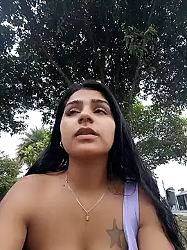 Snapshot of AnnRosse18 chatting on January 24, 2025, 2:30 pm AnnRosse18 online show from January 24, 2025, 2:30 pm