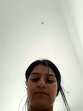 Snapshot of AnnRosse18 chatting on March 11, 2025, 2:29 pm AnnRosse18 online show from March 11, 2025, 2:29 pm