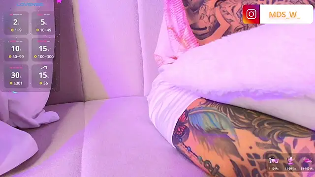 Snapshot of MaddisonWelch chatting on September 21, 2025, 8:52 am MaddisonWelch online show from September 21, 2025, 8:52 am