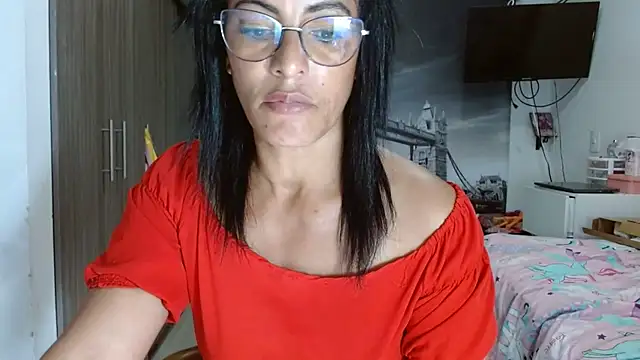 kateleyagrey online show from January 17, 2025, 2:18 am