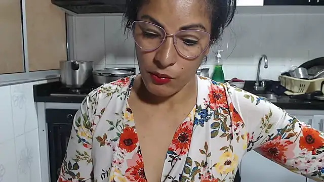 kateleyagrey online show from March 27, 2026, 6:53 pm