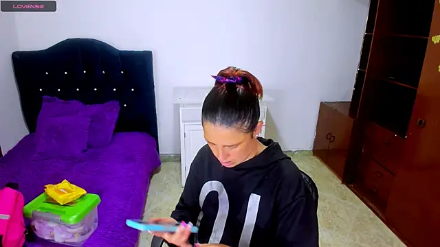 Violeta hornny online show from February 10, 2025, 8:31 pm
