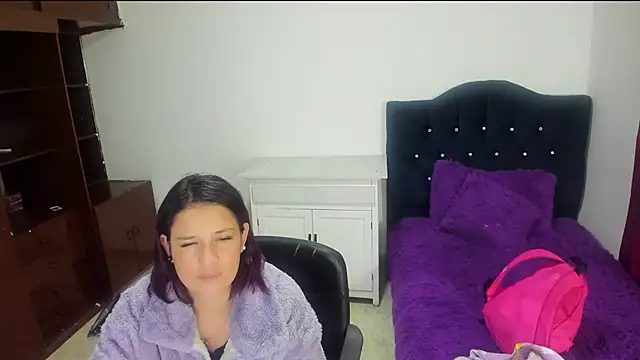 Violeta hornny online show from March 6, 2025, 8:37 pm