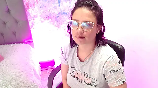 Violeta hornny online show from February 19, 2025, 11:36 pm