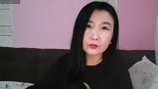 Snapshot of Bet_Lu chatting on October 23, 2025, 1:37 am Bet Lu online show from October 23, 2025, 1:37 am