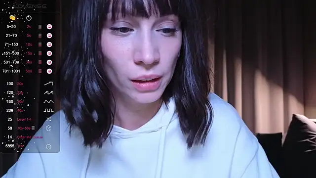 Alice Wonders online show from November 22, 2025, 7:35 pm