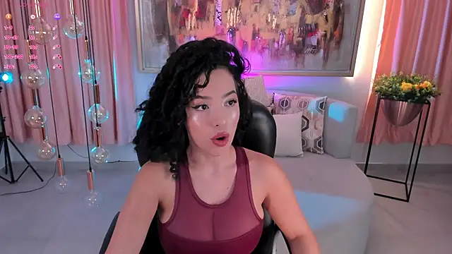 RoseFerrera online show from January 29, 2025, 7:22 pm