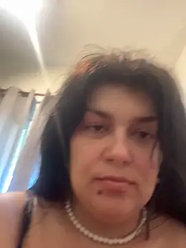 TinaMaay online show from May 29, 2026, 8:31 am
