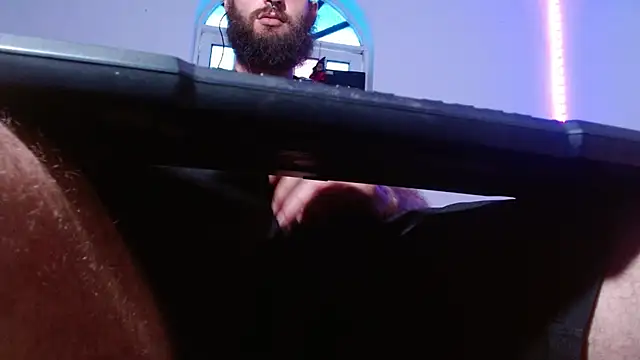 Tatted21xxx online show from November 6, 2025, 7:51 pm