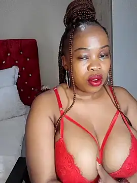 Snapshot of BoobQueenxx chatting on January 26, 2025, 2:56 am BoobQueenxx online show from January 26, 2025, 2:56 am