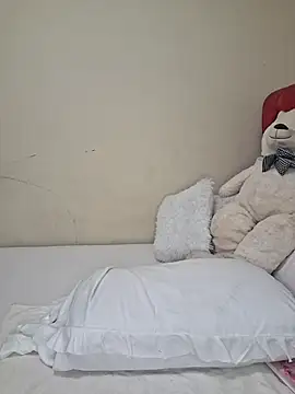 Snapshot of BoobQueenxx chatting on October 25, 2025, 2:44 am BoobQueenxx online show from October 25, 2025, 2:44 am