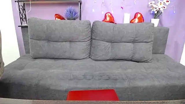 Snapshot of BlondyLeeBest chatting on March 8, 2025, 10:24 pm BlondyLeeBest online show from March 8, 2025, 10:24 pm