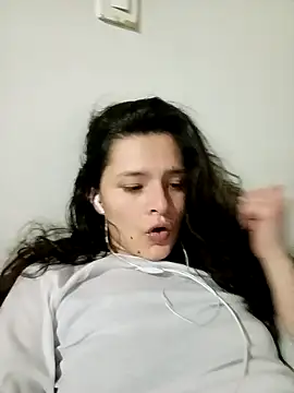 angela-30 online show from September 30, 2025, 7:25 am