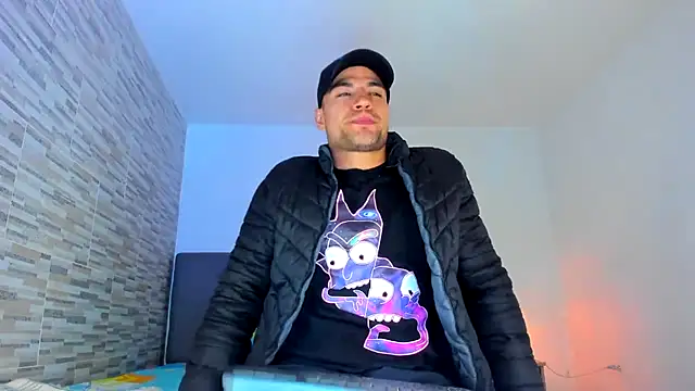 nicolas herrera online show from January 6, 2025, 1:20 am