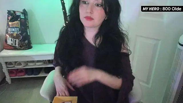 Vesaaa online show from October 4, 2025, 4:03 am