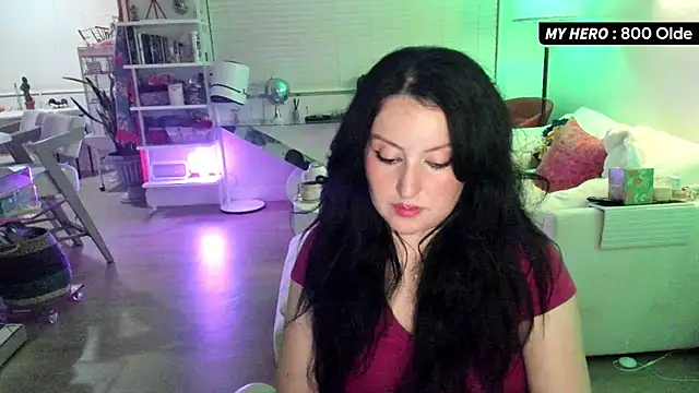 Vesaaa online show from October 3, 2025, 7:54 am