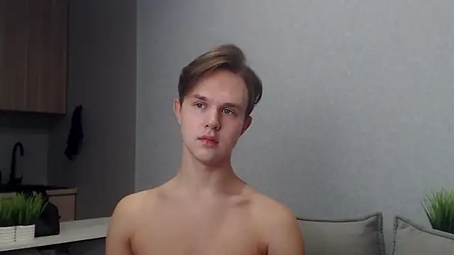 MartinMendez online show from November 10, 2025, 9:03 am