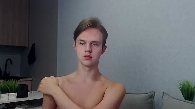 Snapshot of MartinMendez chatting on September 23, 2025, 8:54 am MartinMendez online show from September 23, 2025, 8:54 am