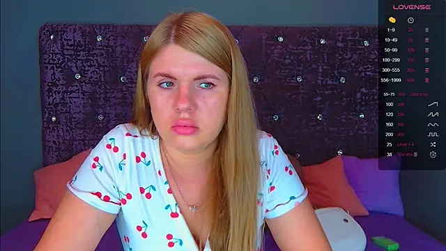 NoraBigAss online show from September 26, 2025, 1:45 am