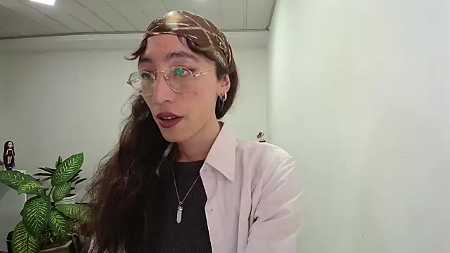 Snapshot of NicoleCortez chatting on March 22, 2025, 3:20 am NicoleCortez online show from March 22, 2025, 3:20 am