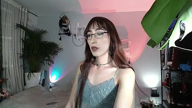 Snapshot of NicoleCortez chatting on October 19, 2025, 9:01 am NicoleCortez online show from October 19, 2025, 9:01 am