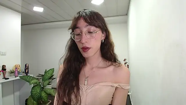 Snapshot of NicoleCortez chatting on March 23, 2025, 5:43 am NicoleCortez online show from March 23, 2025, 5:43 am