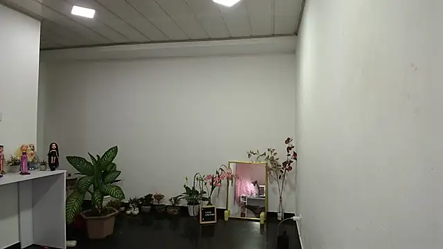 Snapshot of NicoleCortez chatting on March 7, 2025, 1:42 am NicoleCortez online show from March 7, 2025, 1:42 am