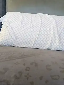 LoGaNfree88 online show from January 13, 2026, 11:08 pm