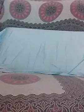 LoGaNfree88 online show from November 11, 2025, 11:31 pm