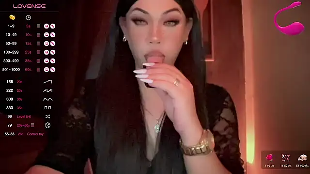 Snapshot of madam_agnes1 chatting on September 17, 2025, 10:28 am madam agnes1 online show from September 17, 2025, 10:28 am