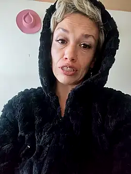 sexymarilyncolombia online show from February 25, 2025, 7:06 pm