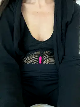 Snapshot of SHARONRodrig chatting on October 23, 2025, 7:23 pm SHARONRodrig online show from October 23, 2025, 7:23 pm